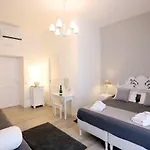 Chiaia Bridge B&B